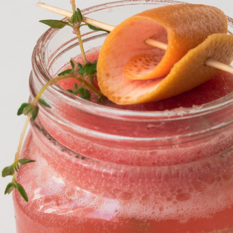 Read more about the article Pinke Grapefruit Limonade