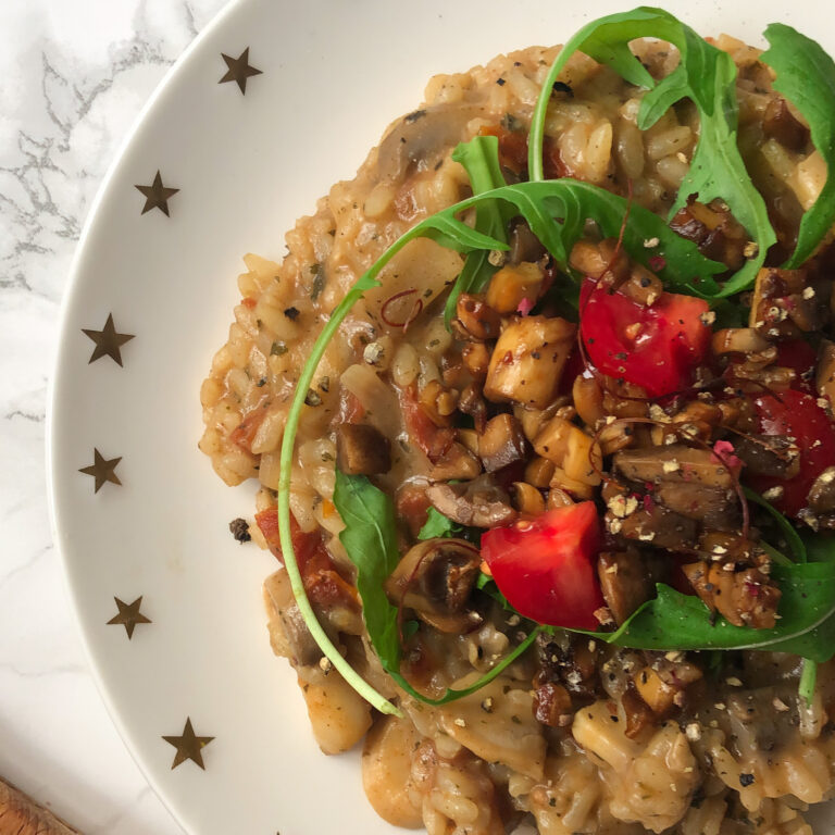 Mehr über den Artikel erfahren Cremiges Risotto mit Balsamico-Champignons